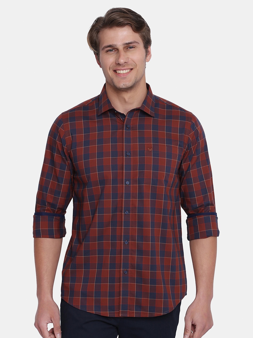 

Blackberrys Men Red Slim Fit Tartan Checked Cotton Casual Shirt