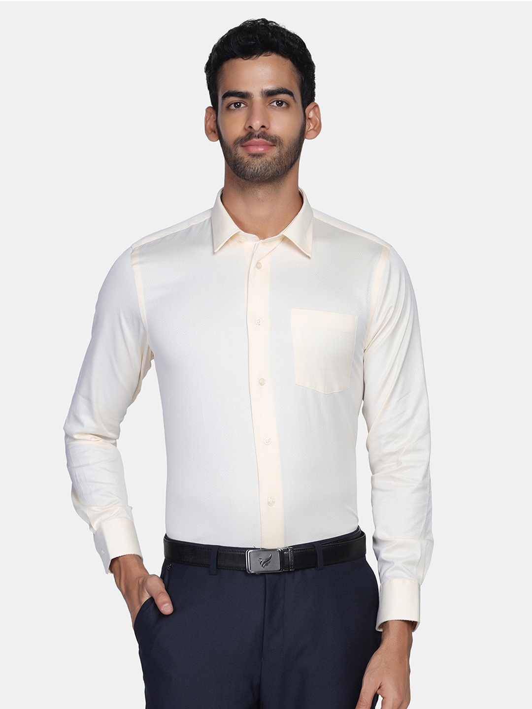 

Blackberrys Men White Slim Fit Cotton Formal Shirt