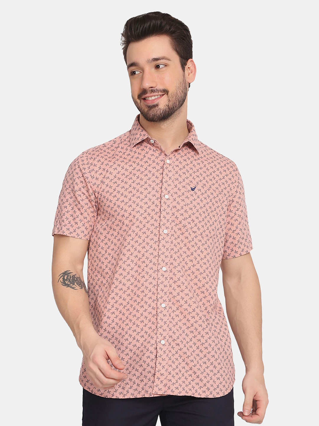 

Blackberrys Men Slim Fit Casual Printed Casual Shirt, Pink
