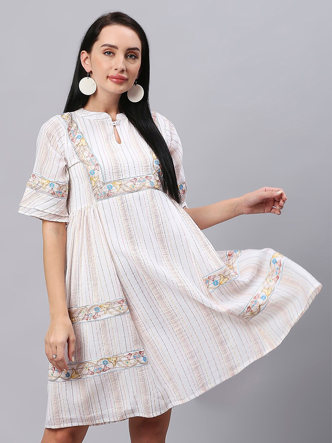 

Aanyor White Striped A-Line Pure Cotton Dress