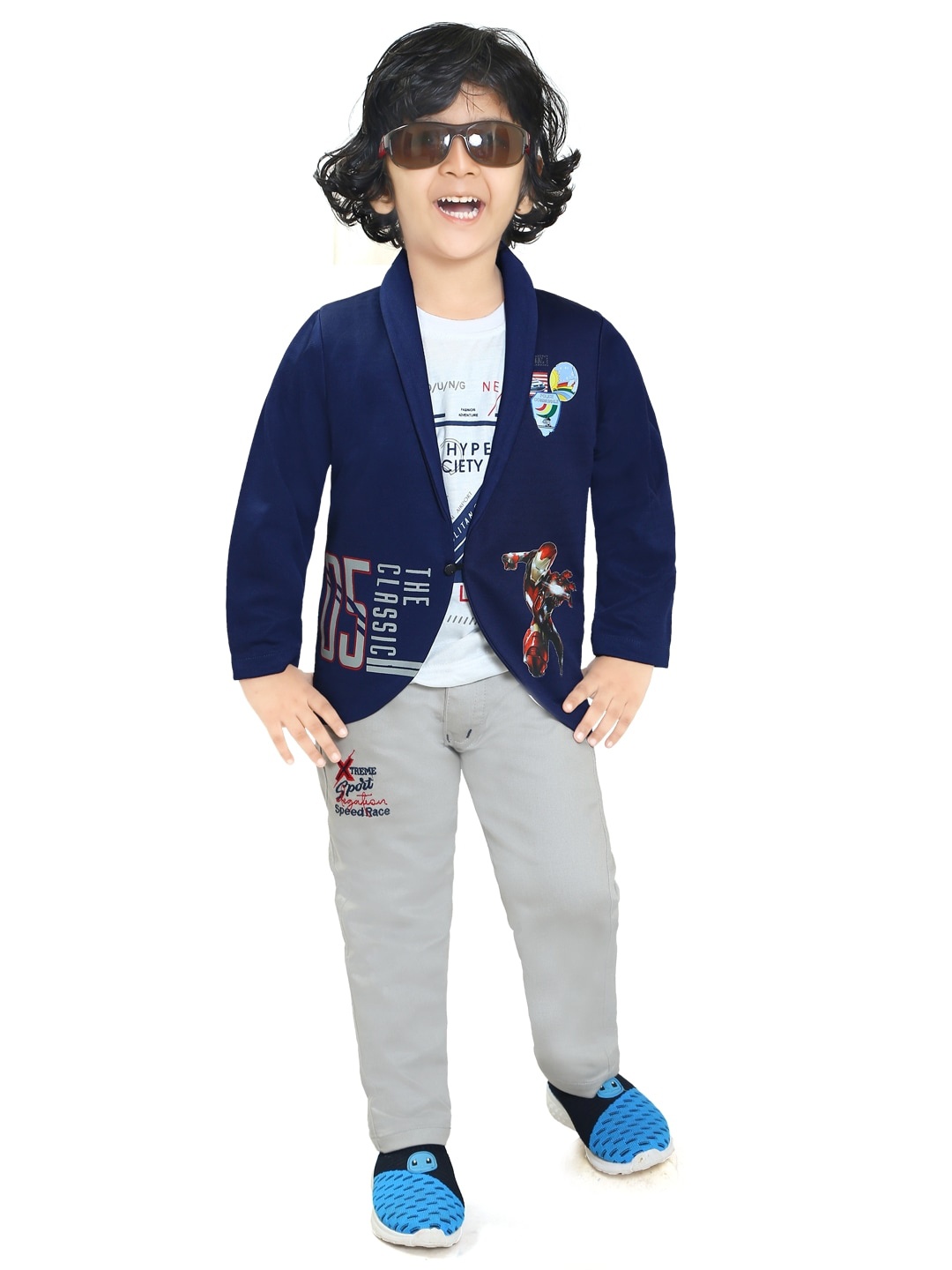 

TS TRENDS Boys Navy Blue & Grey Printed Pure Cotton T-shirt With Trousers & Blazer