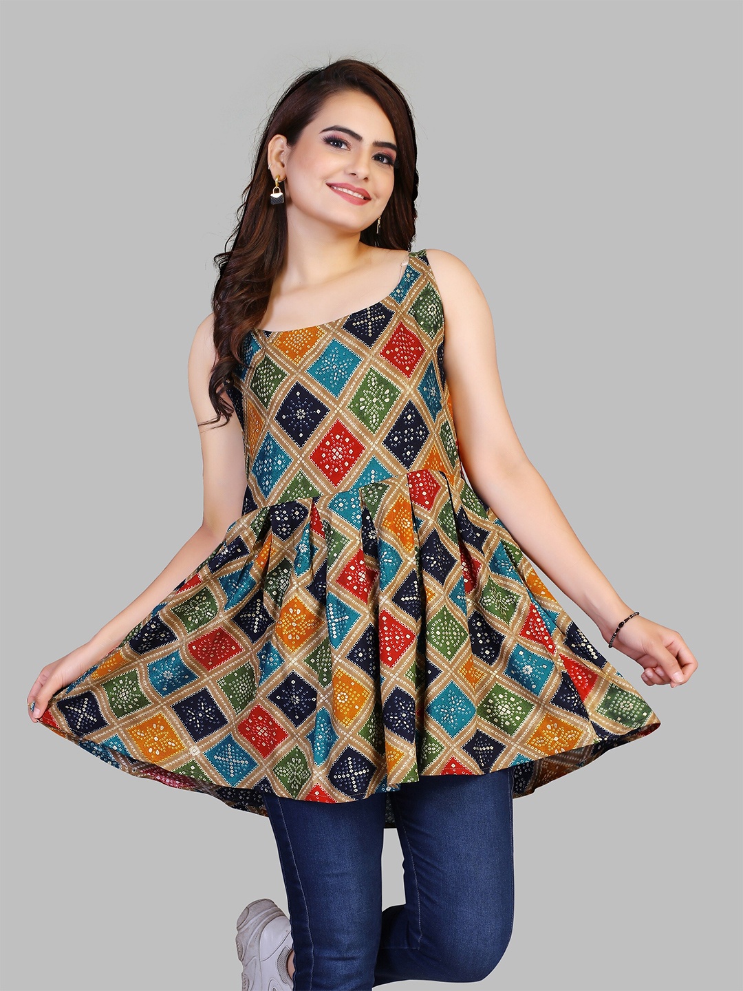 

Fashion FRICKS Yellow & Blue Geometric Print Longline Top