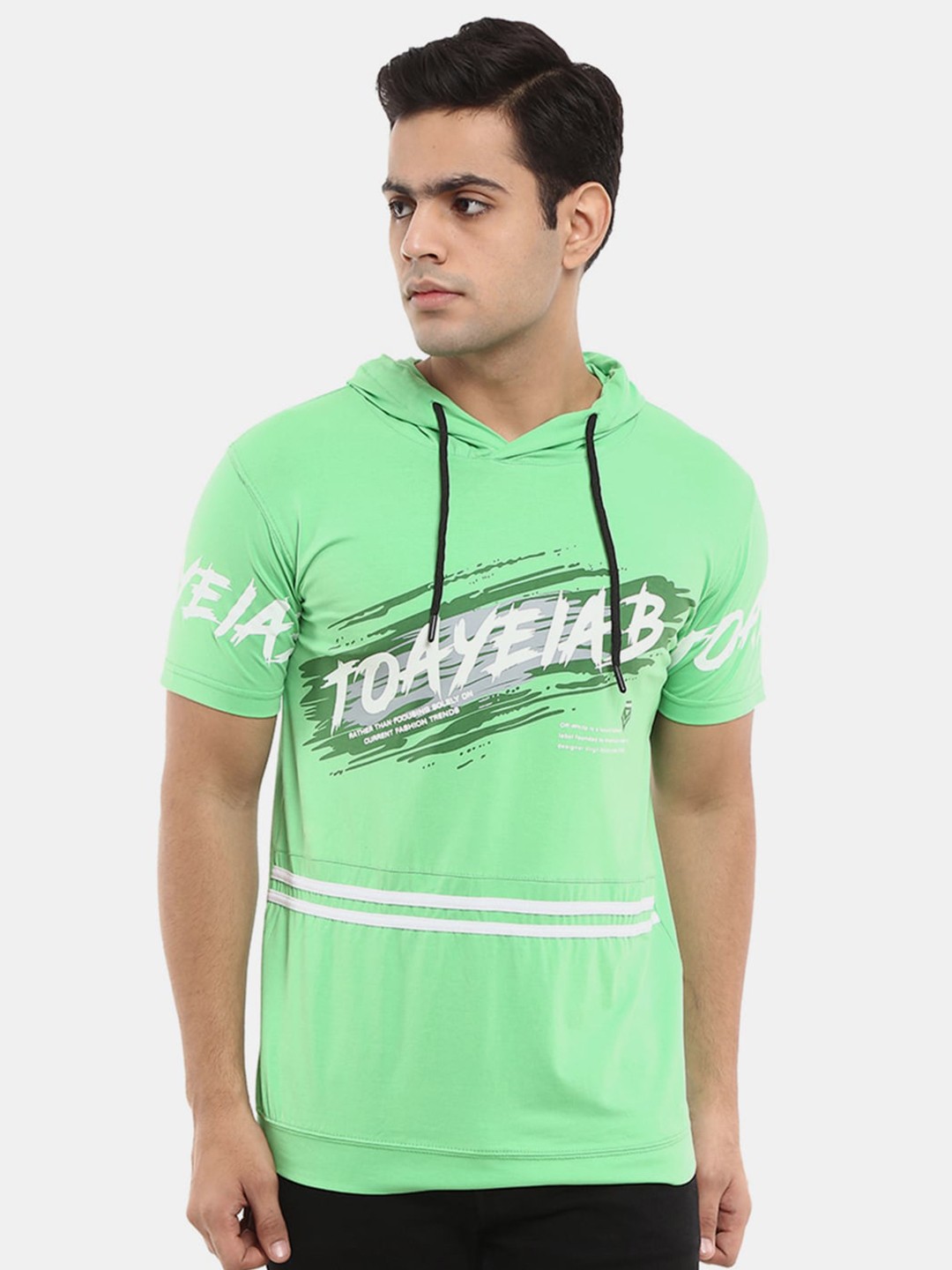 

V-Mart Men Green Typography Printed Cotton T-shirt