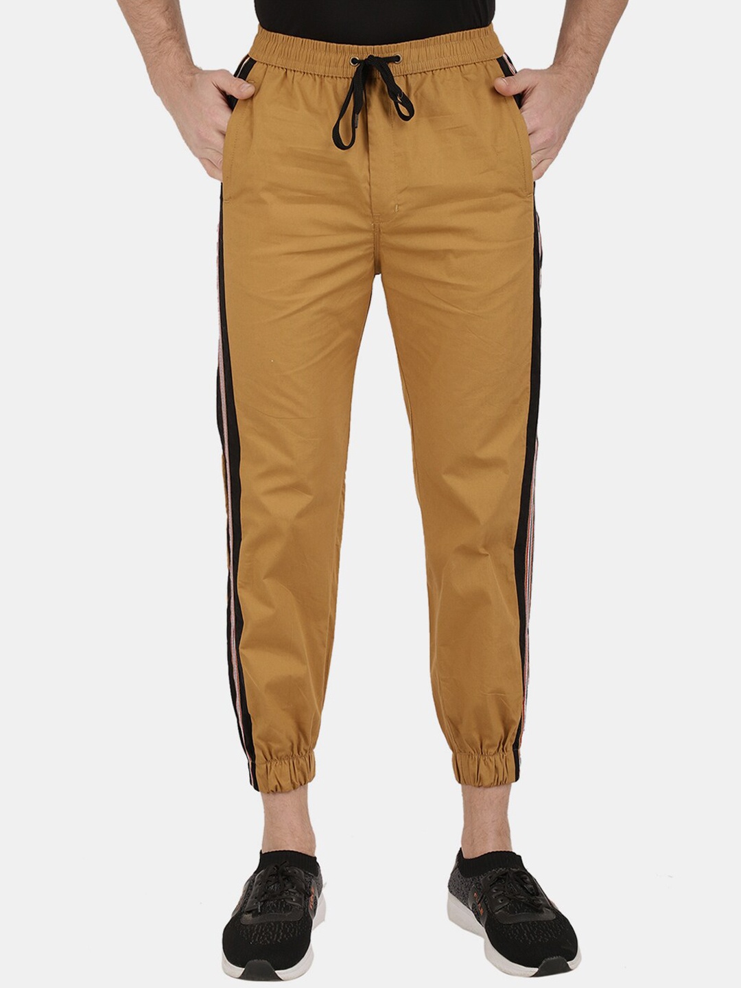 

V-Mart Men Brown Solid Sports Joggers