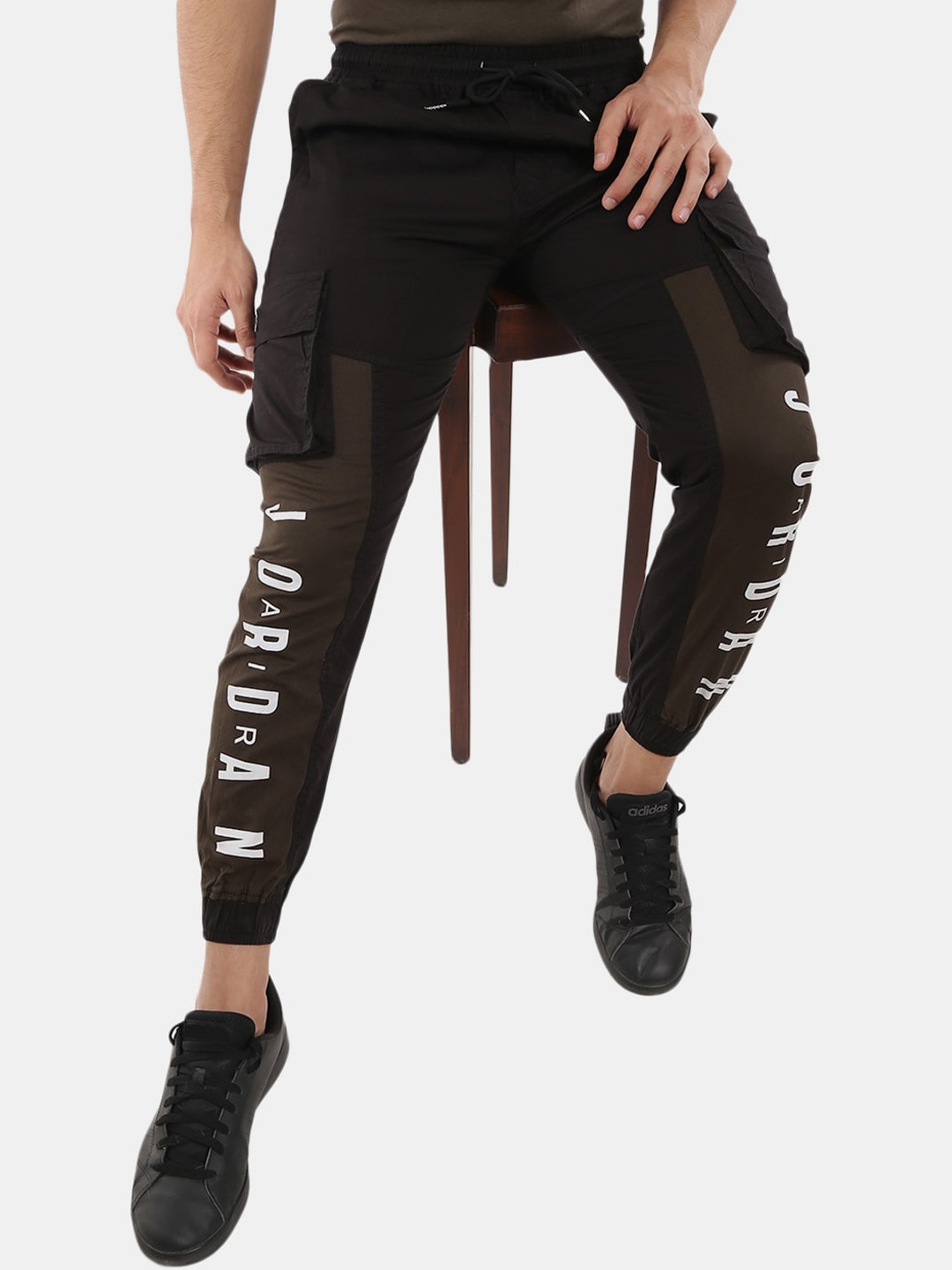 

V-Mart Men Black Typography Printed Cotton Tussar Joggers