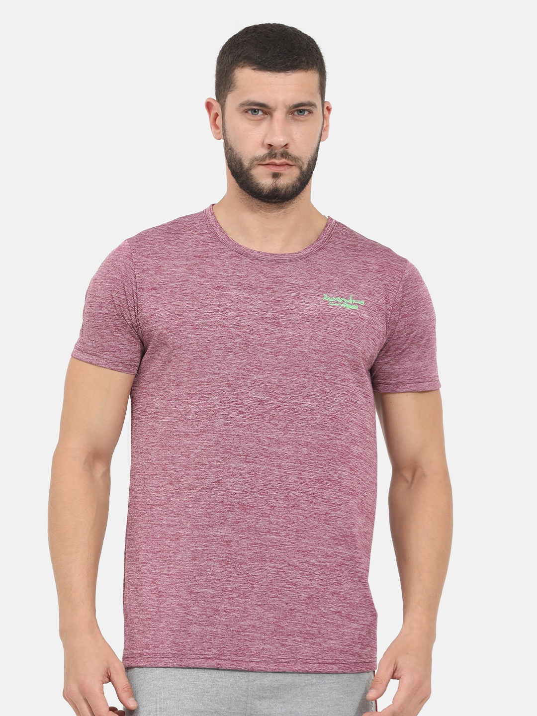

Masculino Latino Men Maroon Rapid Dry Sports T-shirt