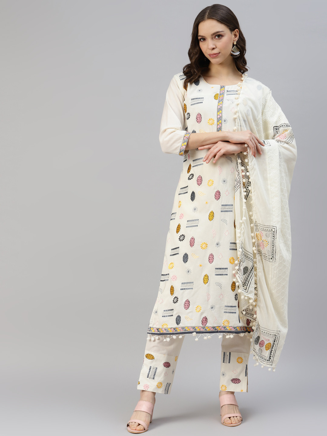 

DIVYANK Women Tribal Embroidered Pure Cotton Kurta with Trousers & Dupatta, Off white