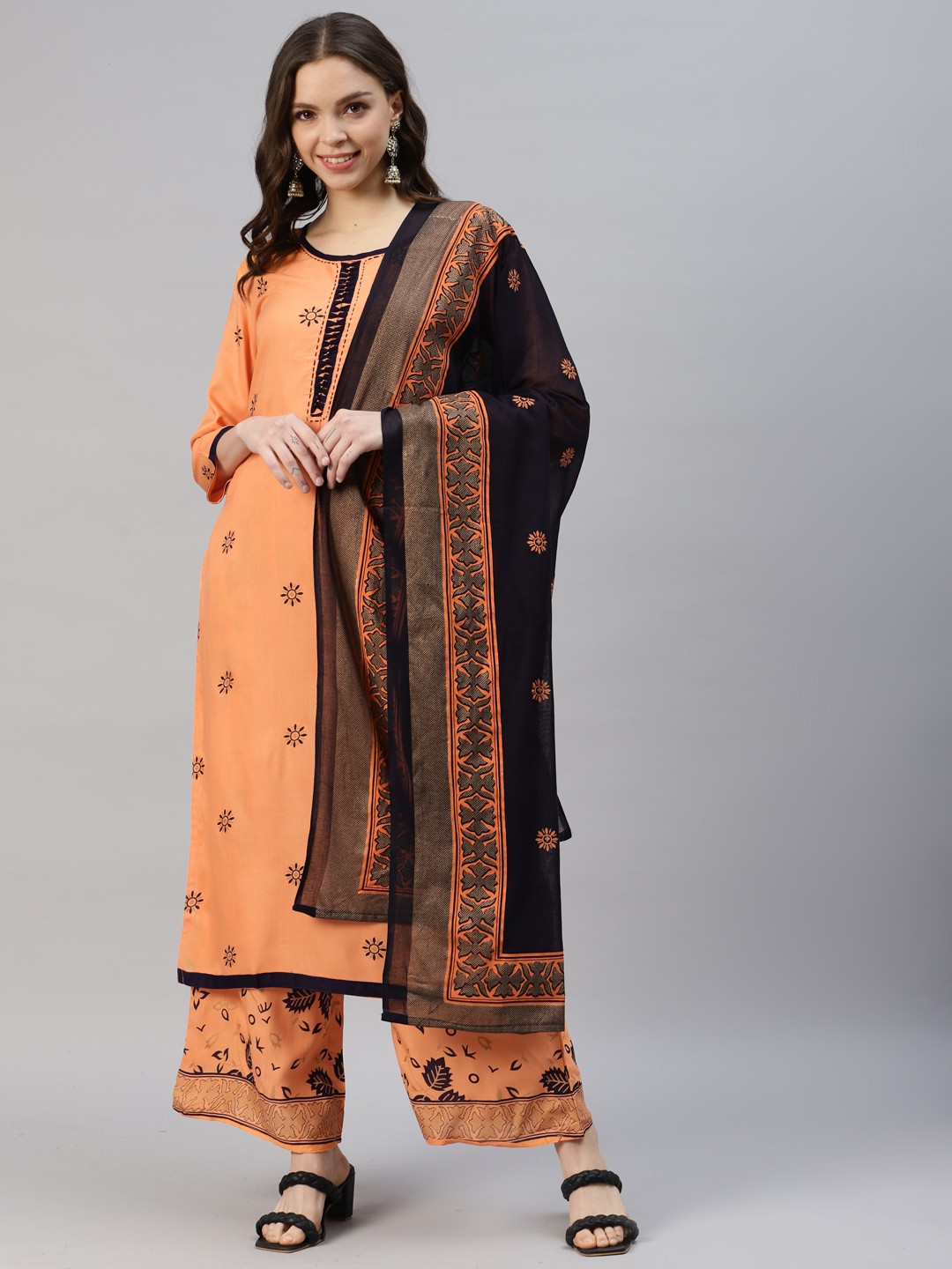 

DIVYANK Women Ethnic Motifs Printed Kurta with Palazzos & Dupatta, Peach