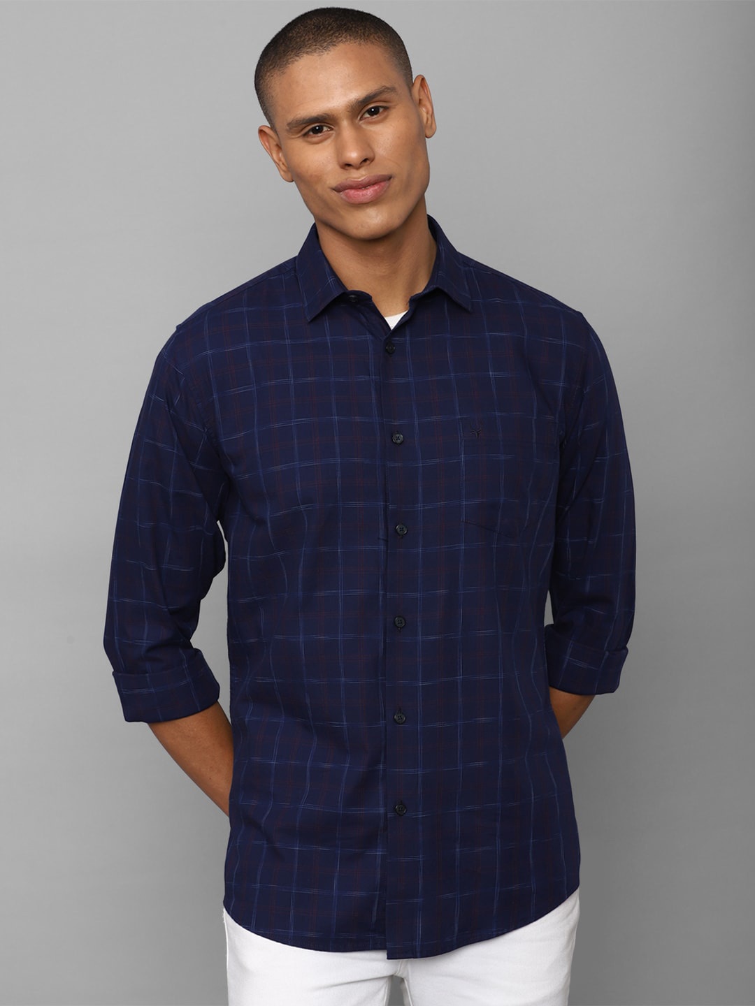 

Allen Solly Men Slim Fit Windowpane Checked Casual Shirt, Navy blue