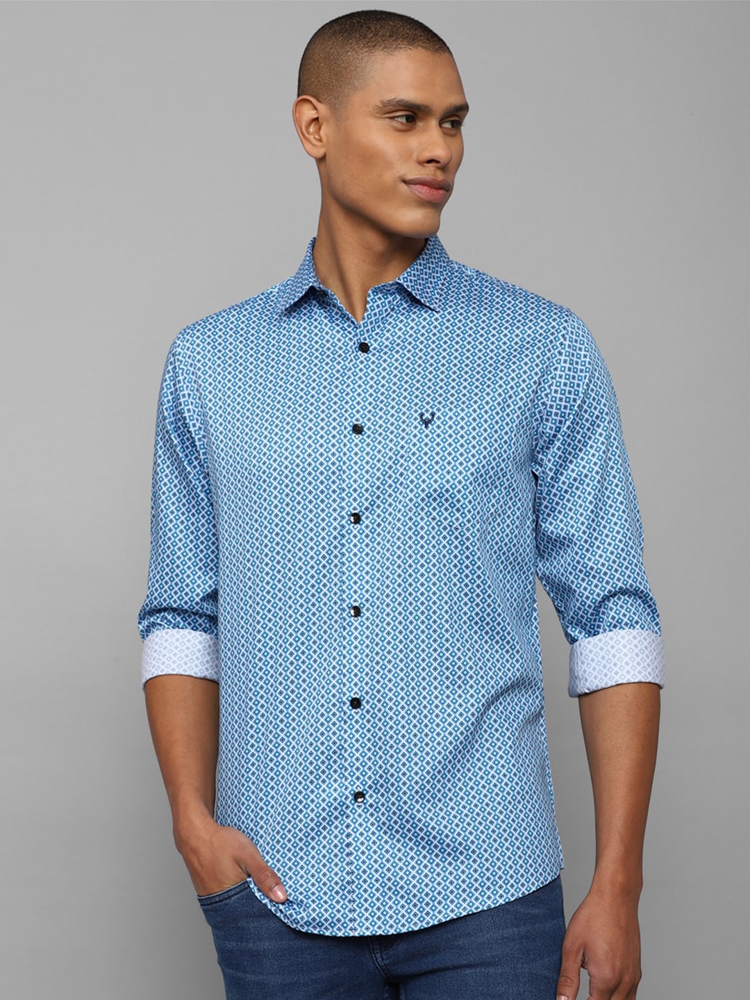 

Allen Solly Men Blue & Black Printed Cotton Casual Shirt