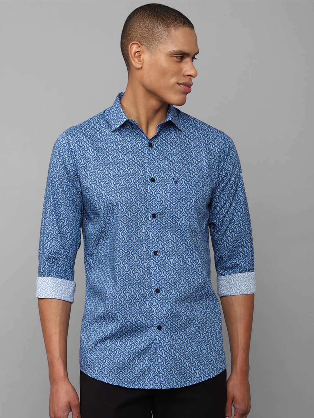 

Allen Solly Men Blue Slim Fit Printed Pure Cotton Casual Shirt