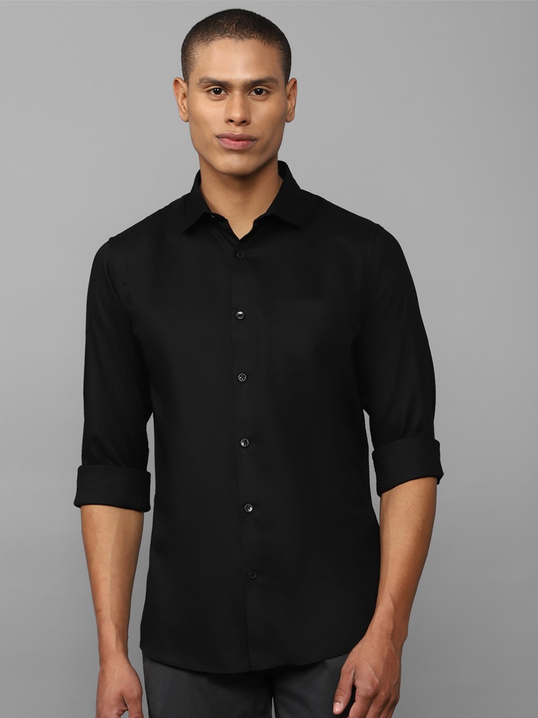 

Allen Solly Men Black Solid Slim Fit Casual Shirt