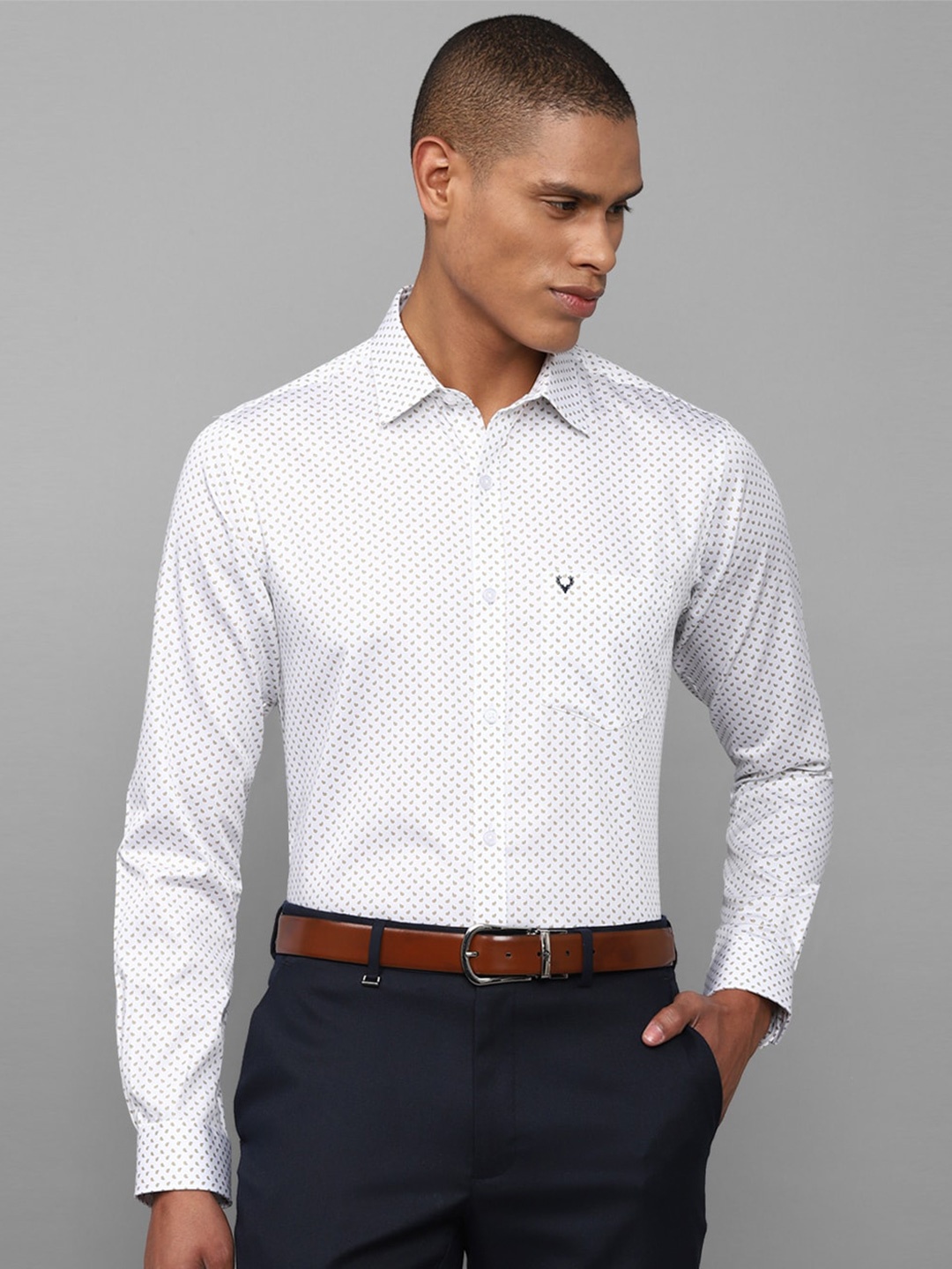 

Allen Solly Men White Slim Fit Printed Pure Cotton Formal Shirt