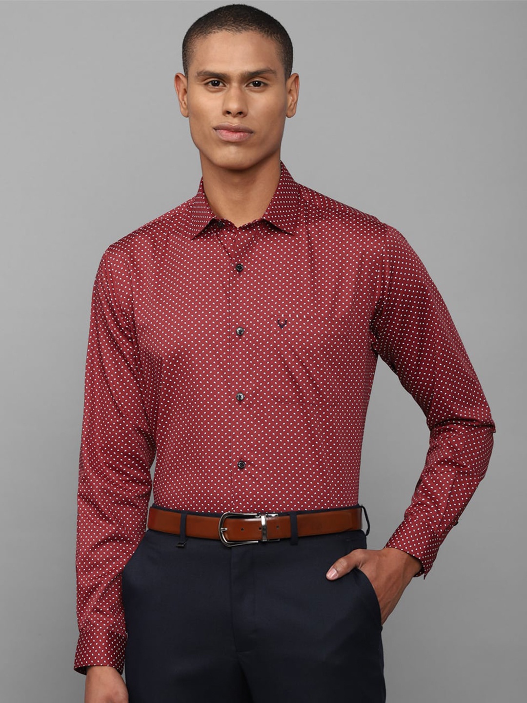 

Allen Solly Men Red Slim Fit Printed Pure Cotton Formal Shirt