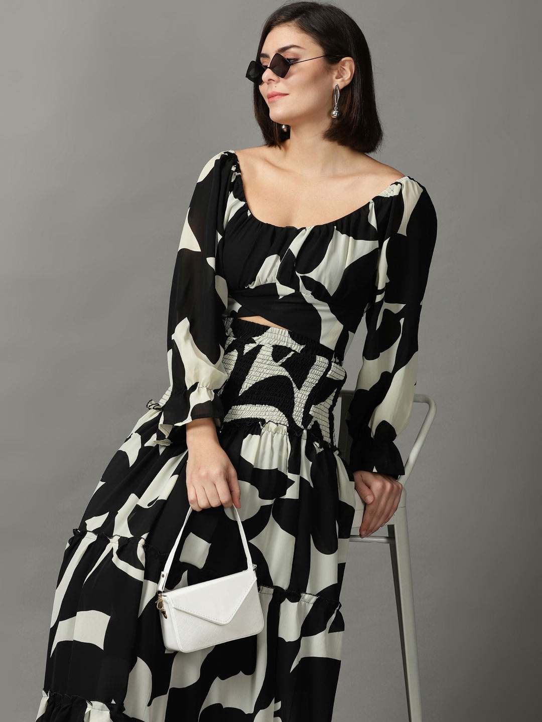 

SHOWOFF Women Black & White Printed Square Neck Co-Ords