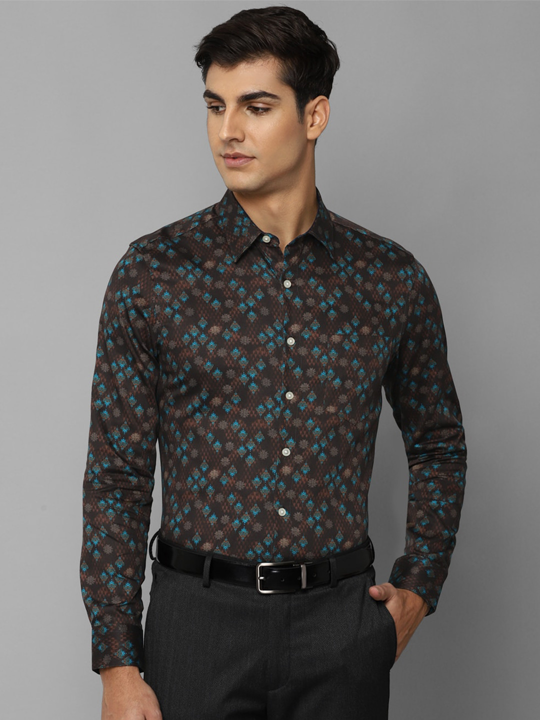 

Louis Philippe Men Brown Slim Fit Printed Pure Cotton Formal Shirt