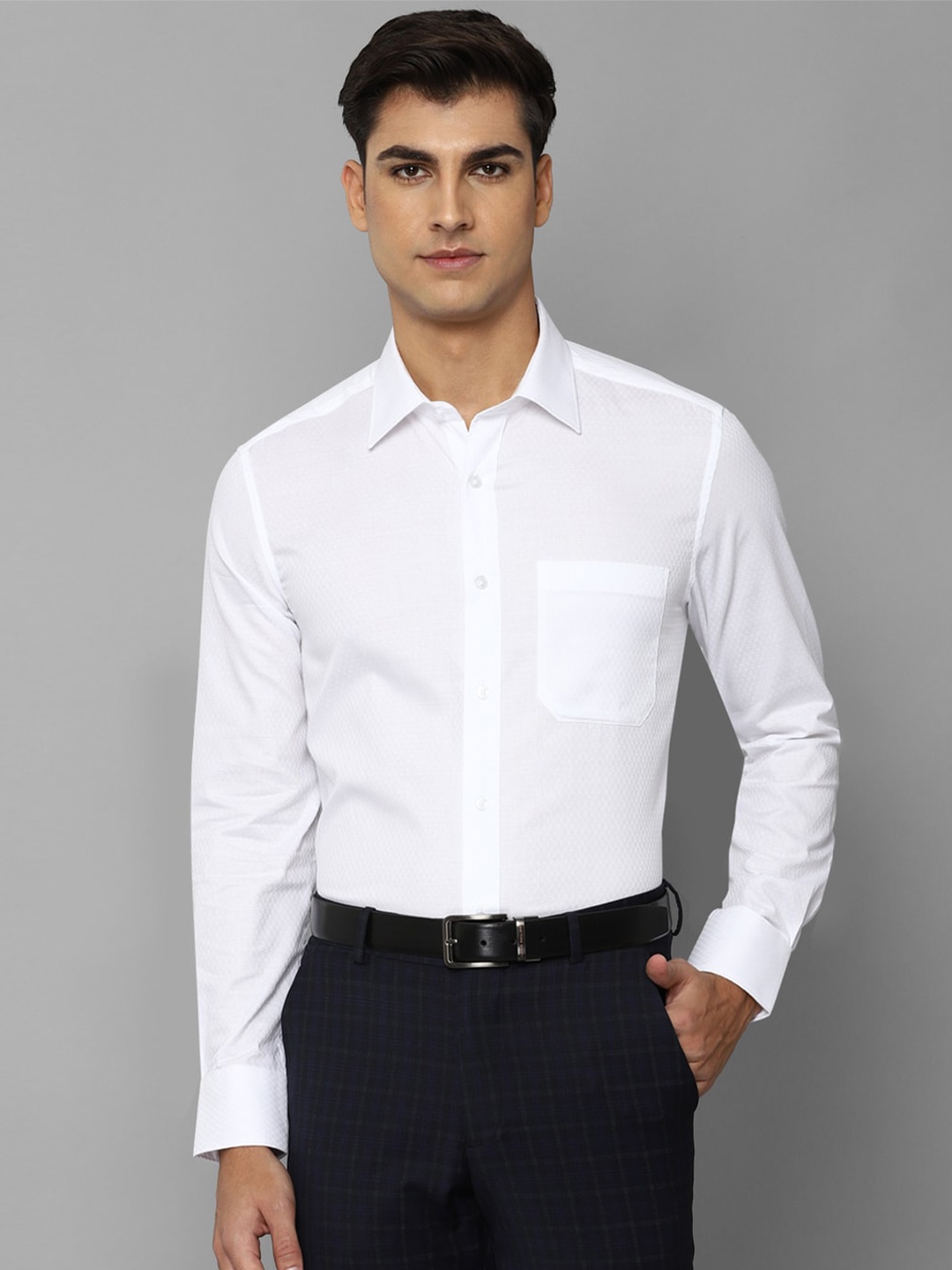 

Louis Philippe Men White Cotton Slim Fit Formal Shirt