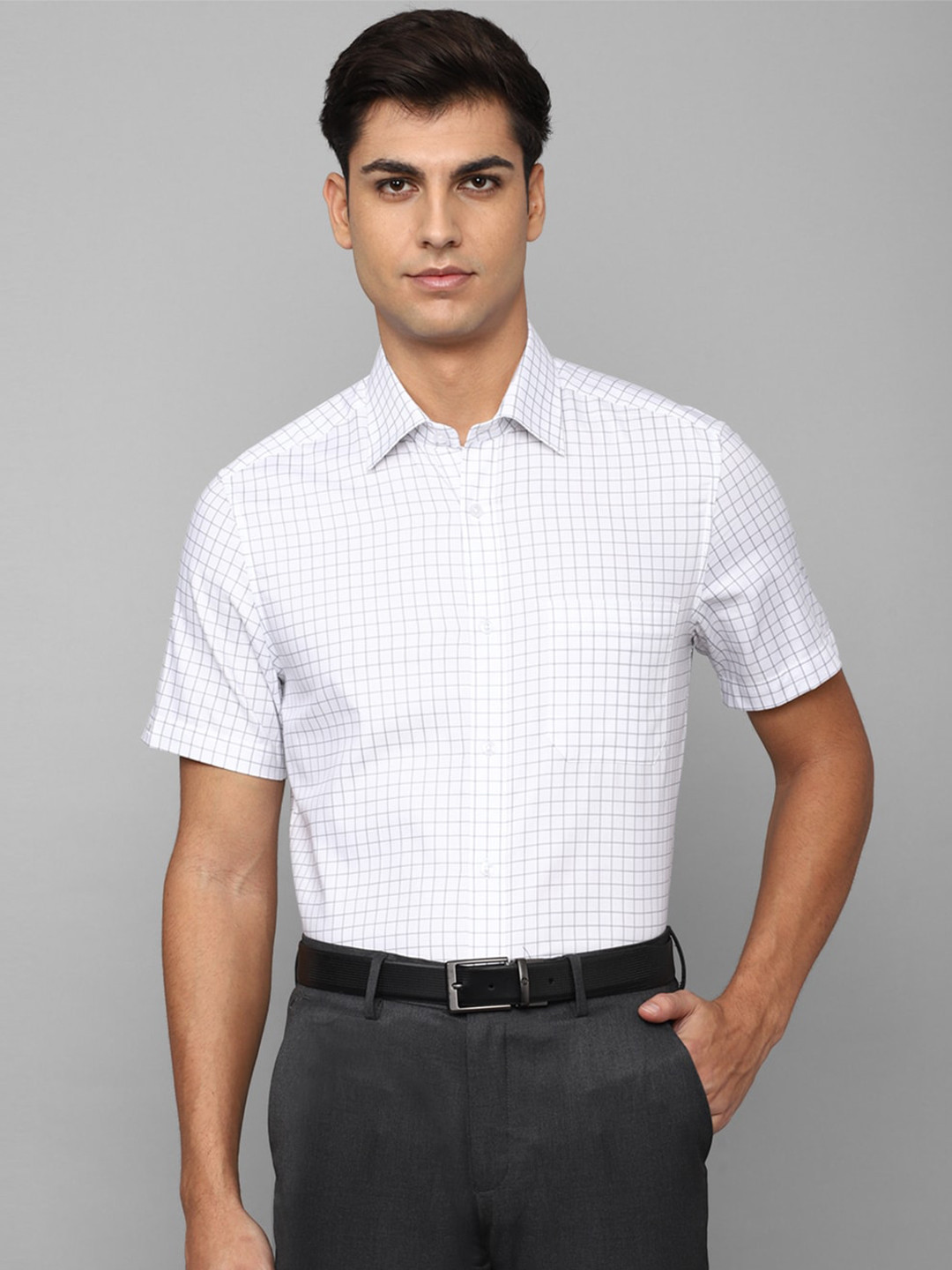 

Louis Philippe Men White & Grey Checked Pure Cotton Formal Shirt