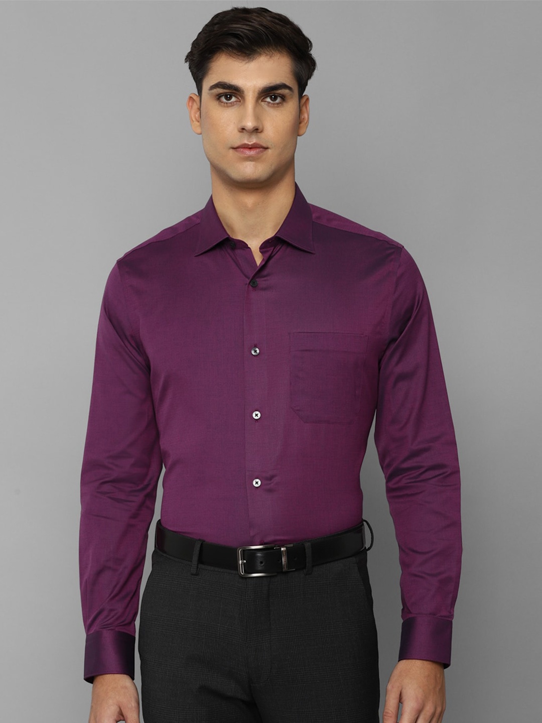 

Louis Philippe Men Purple Slim Fit Pure Cotton Formal Shirt