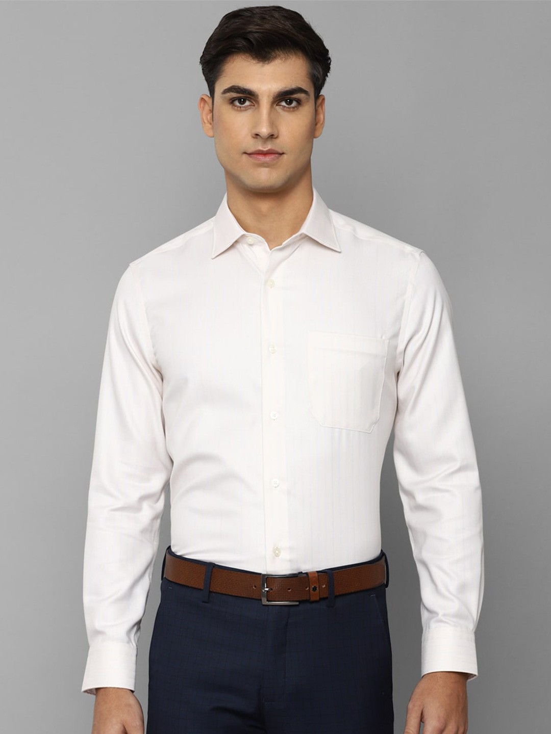

Louis Philippe Permapress Men Cotton Slim Fit Multi Stripes Striped Wrinkle Free Formal Shirt, Cream