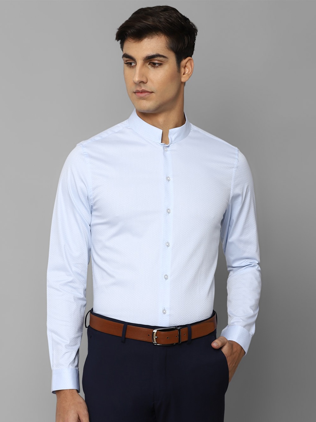 

Louis Philippe Men Slim Fit Formal Shirt, Blue