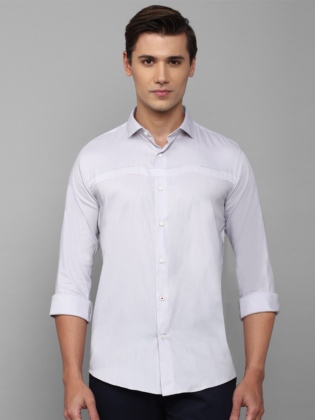 

Louis Philippe Sport Men Purple Slim Fit Casual Shirt
