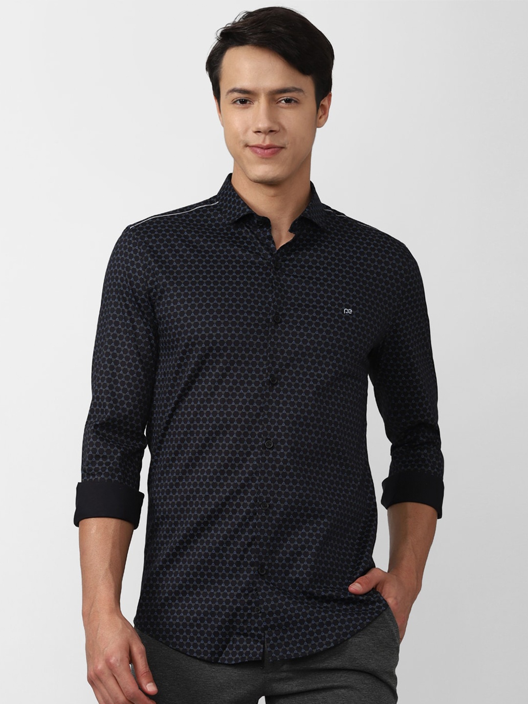 

Peter England Men Slim Fit Printed Formal Shirt, Black