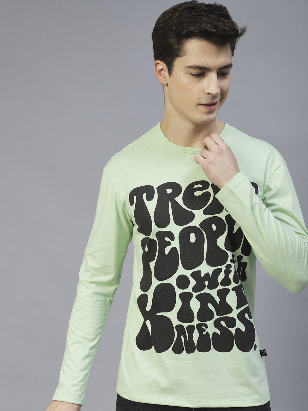 

Rigo Men Typography Printed Slim Fit T-shirt, Green