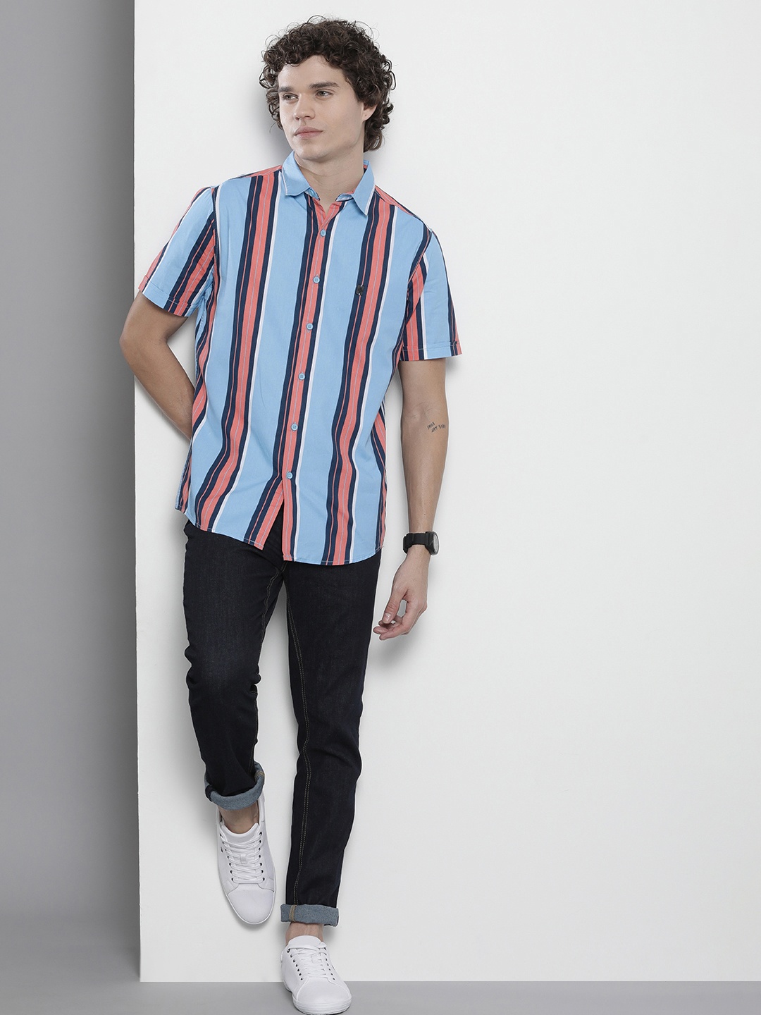

The Indian Garage Co Men Striped Pure Cotton Casual Shirt, Blue