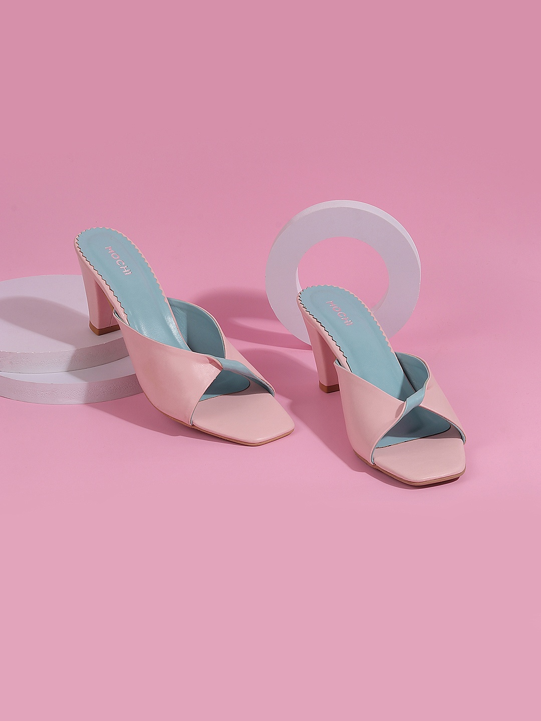 

Mochi Pink & Blue Colourblocked Block Heels