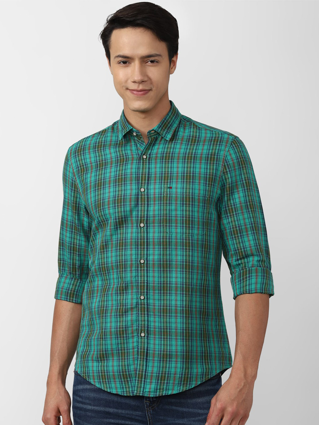 

Peter England Casuals Men Slim Fit Tartan Checks Casual Shirt, Green
