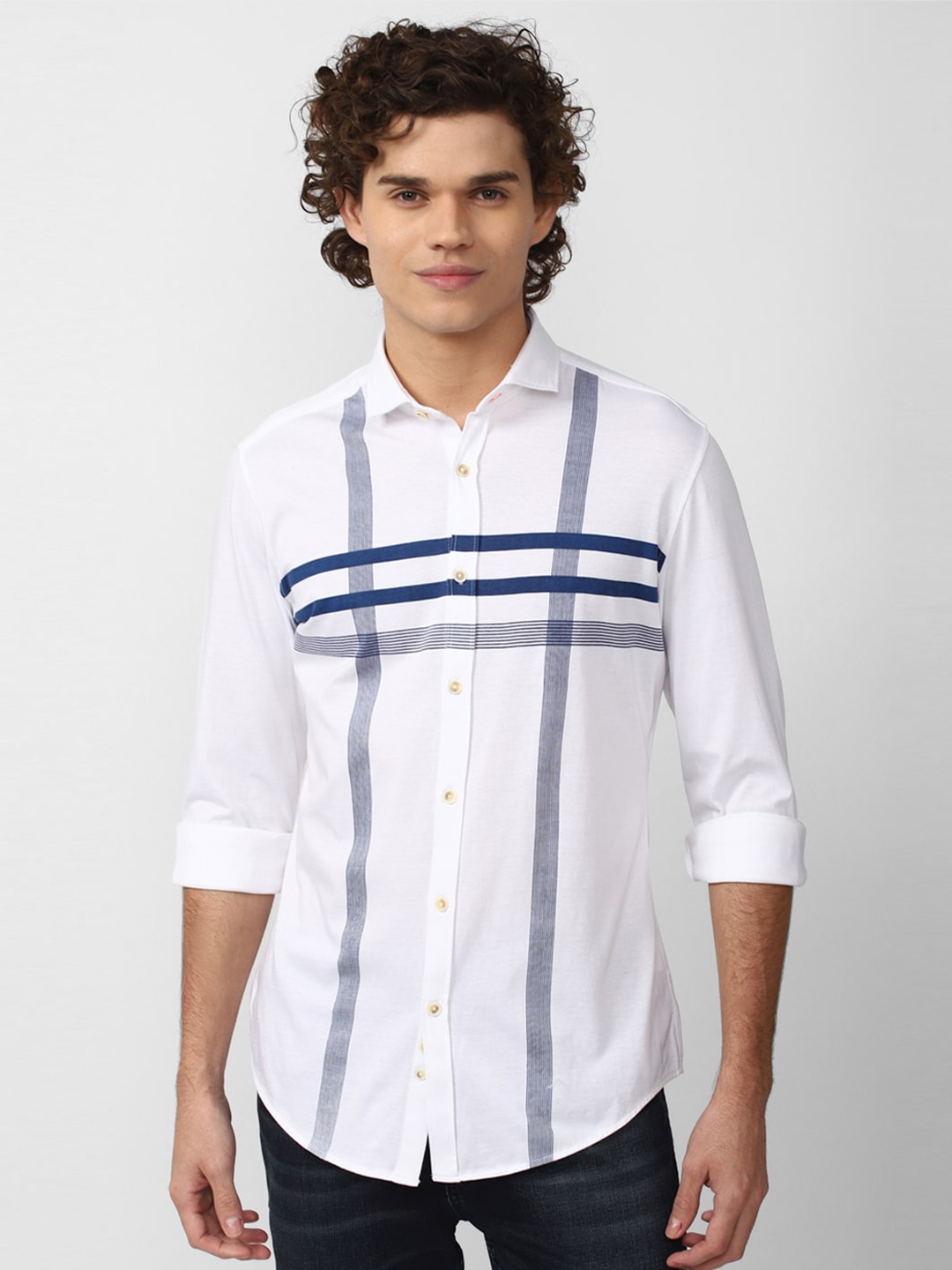 

Peter England Casuals Men White Slim Fit Horizontal Striped Casual Cotton Shirt