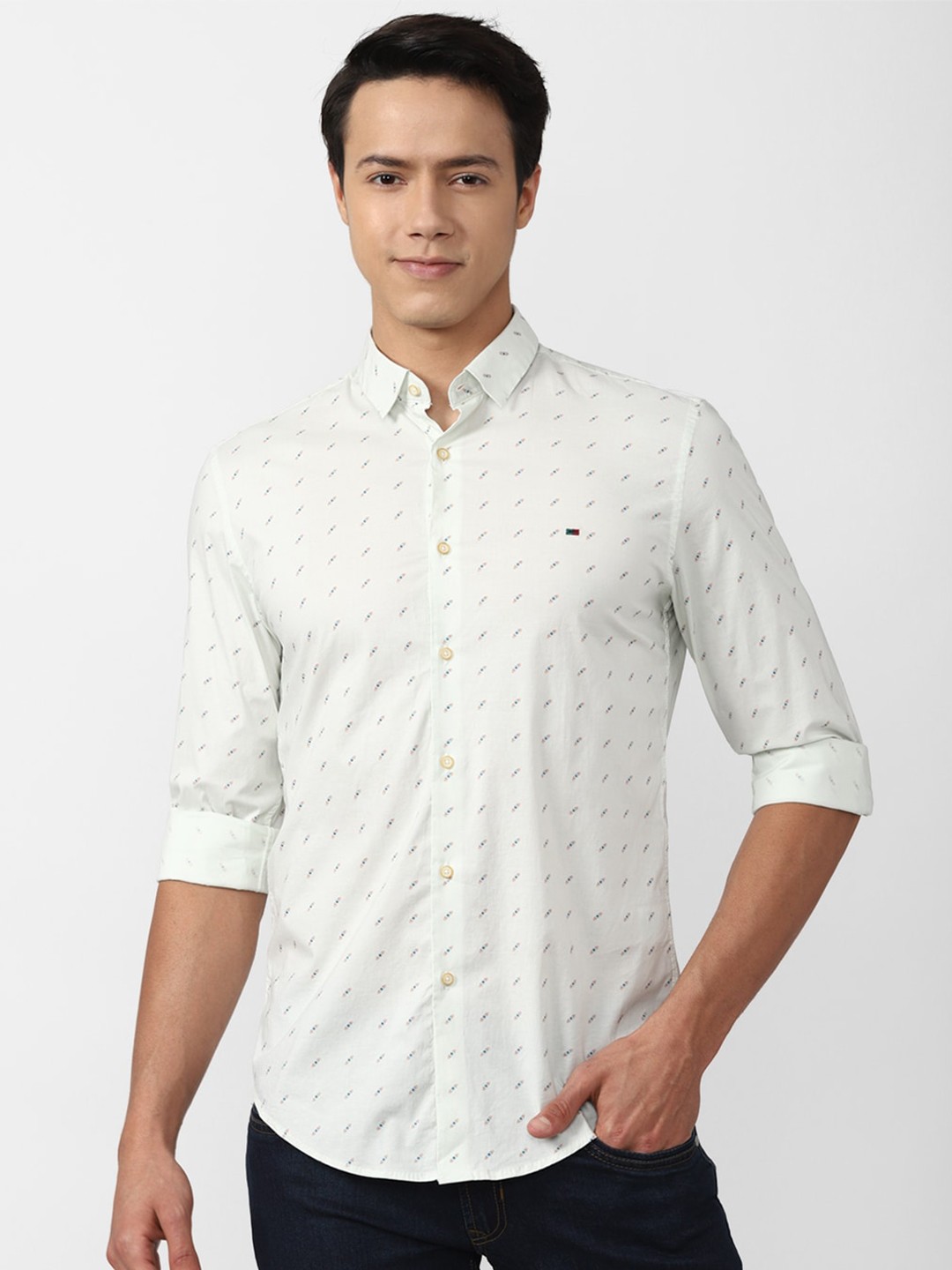

Peter England Casuals Men Cream-Coloured Slim Fit Printed Casual Shirt