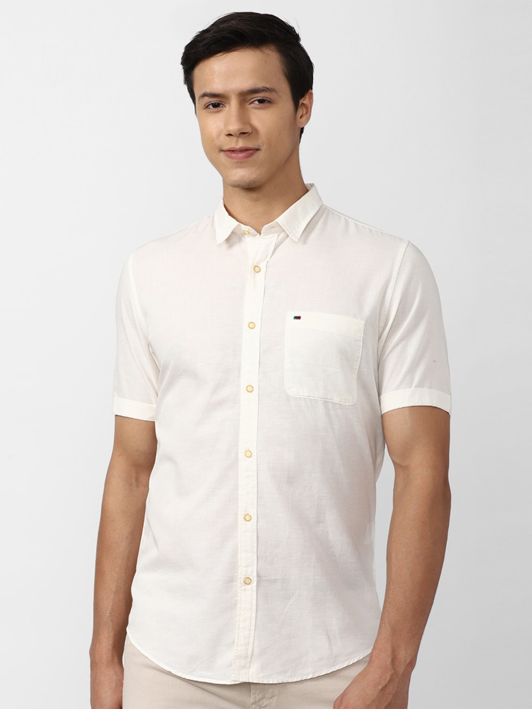 

Peter England Casuals Men Cream-Coloured Slim Fit Casual Shirt