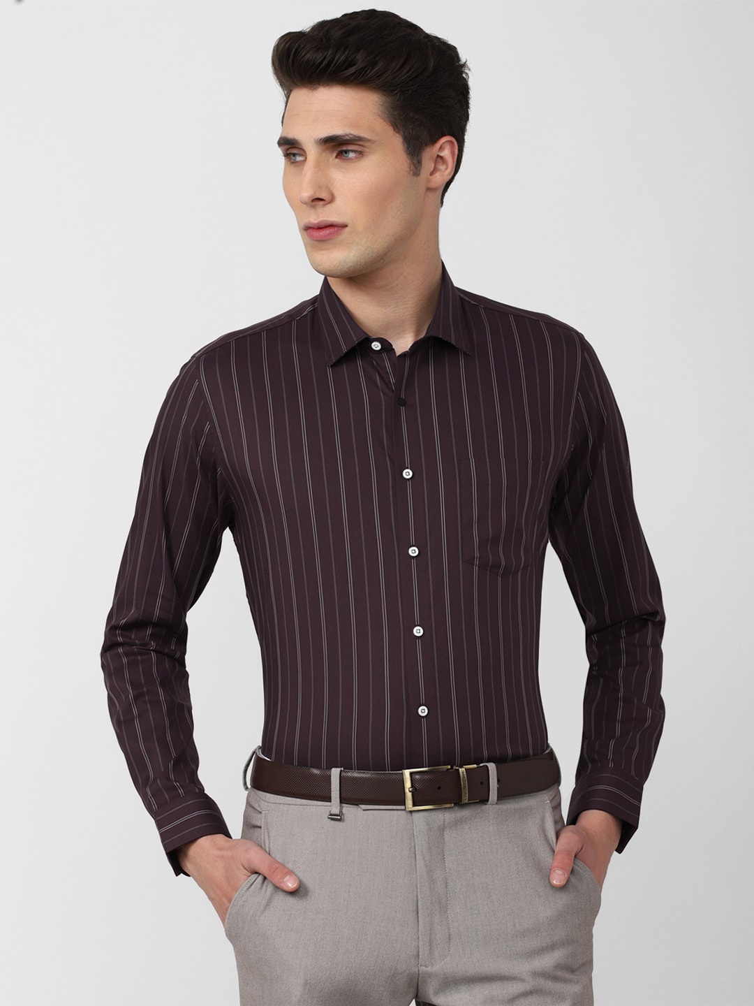 

Van Heusen Men Purple Slim Fit Striped Formal Shirt