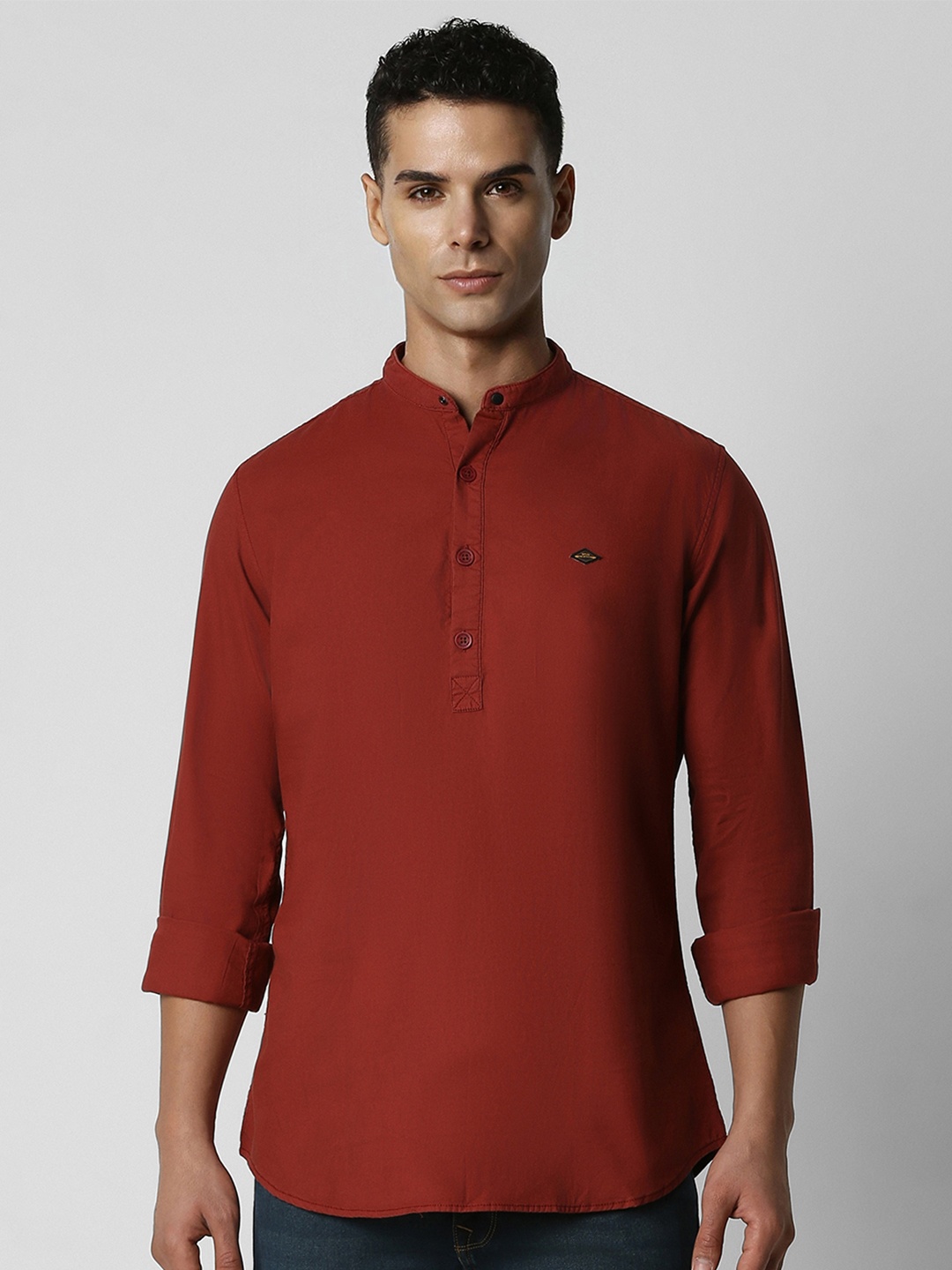 

VAN HEUSEN DENIM LABS Men Maroon Slim Fit Pure Cotton Casual Shirt