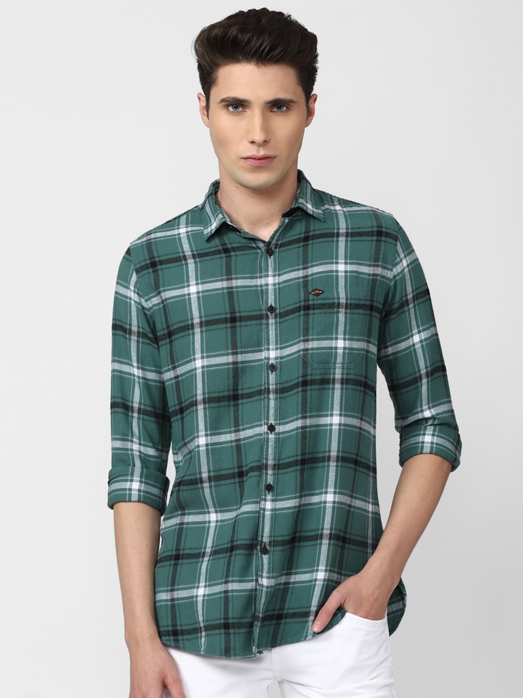 

VAN HEUSEN DENIM LABS Men Green Slim Fit Checked Pure Cotton Casual Shirt