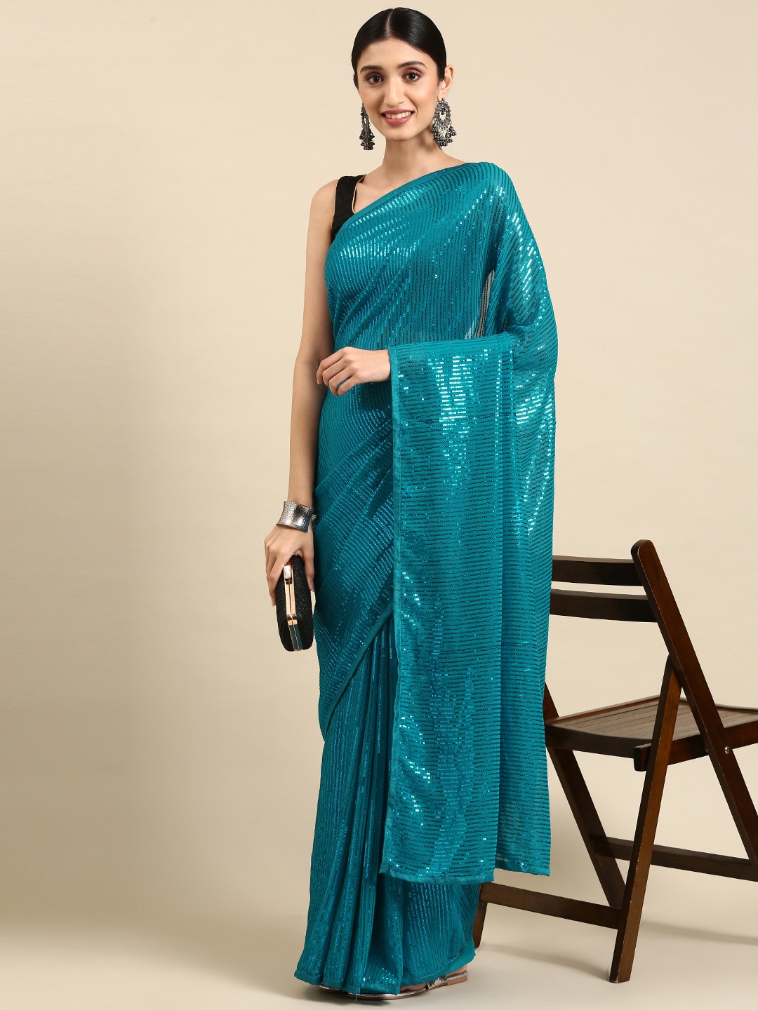 

Pothys Embellished Sequinned Pure Chiffon Saree, Blue