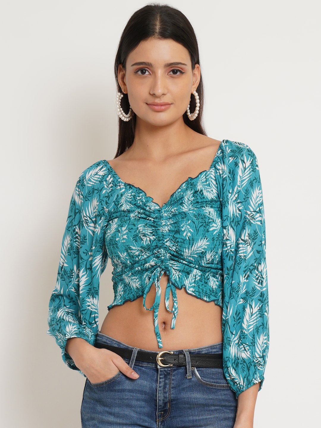 

IX IMPRESSION Turquoise Blue Floral Print Sweetheart Neck Smocked Crepe Crop Top