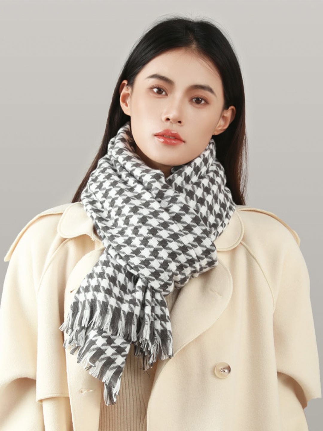 

JC Collection Women Black & White Printed Scarf