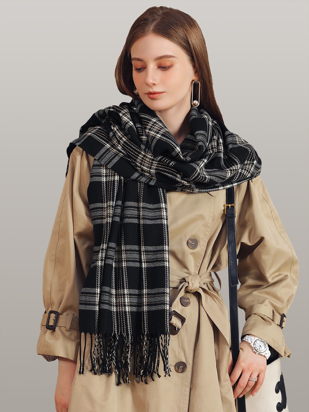 

JC Collection Women Black & Beige Checked Scarf
