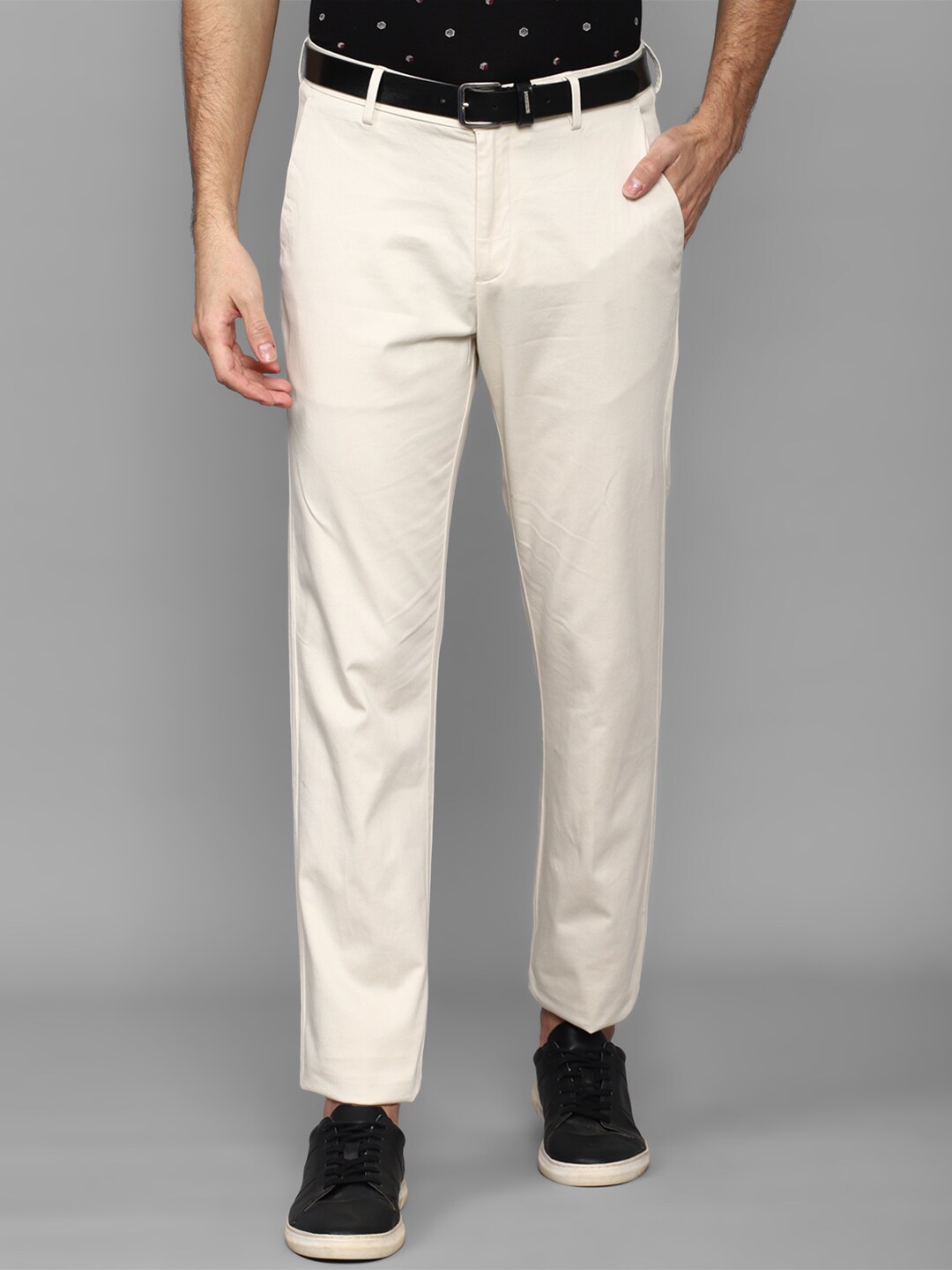 

Allen Solly Men Cream-Coloured Solid Regular Trousers