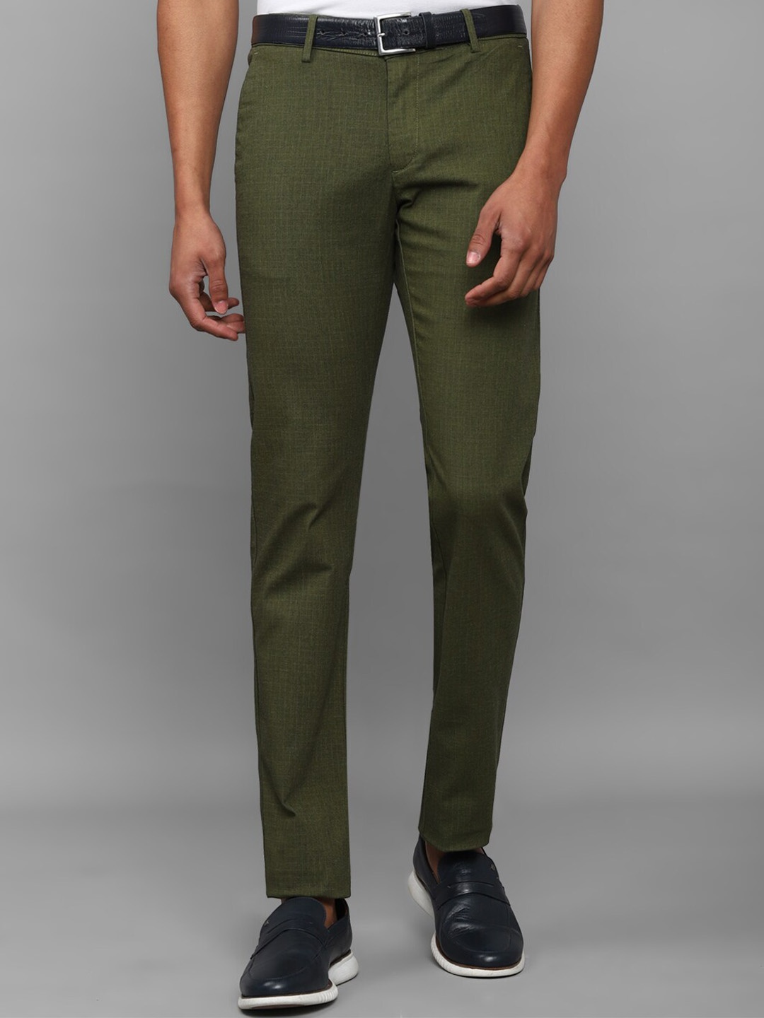 

Allen Solly Men Olive Green Slim Fit Trousers