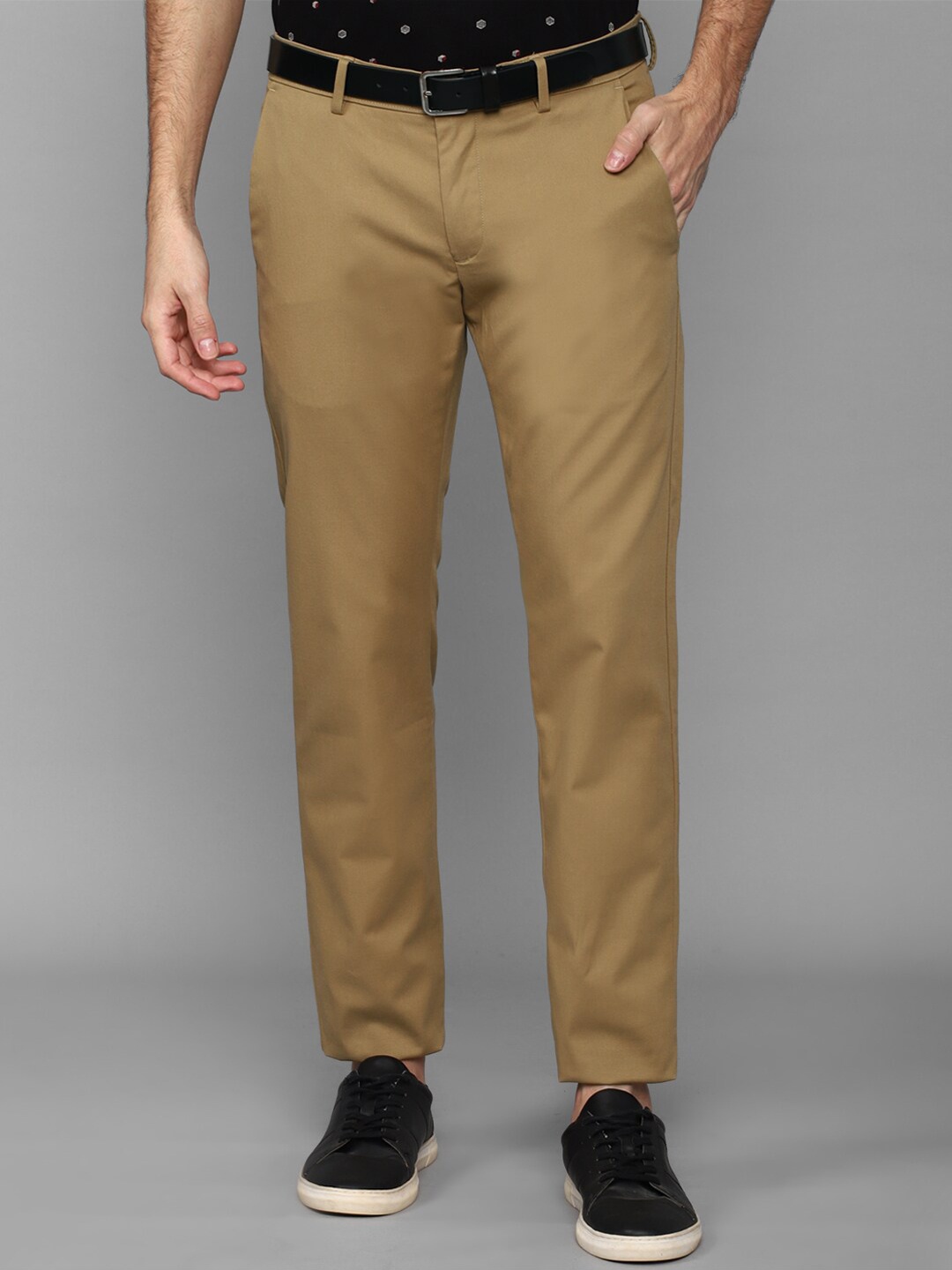

Allen Solly Men Khaki Slim Fit Trousers
