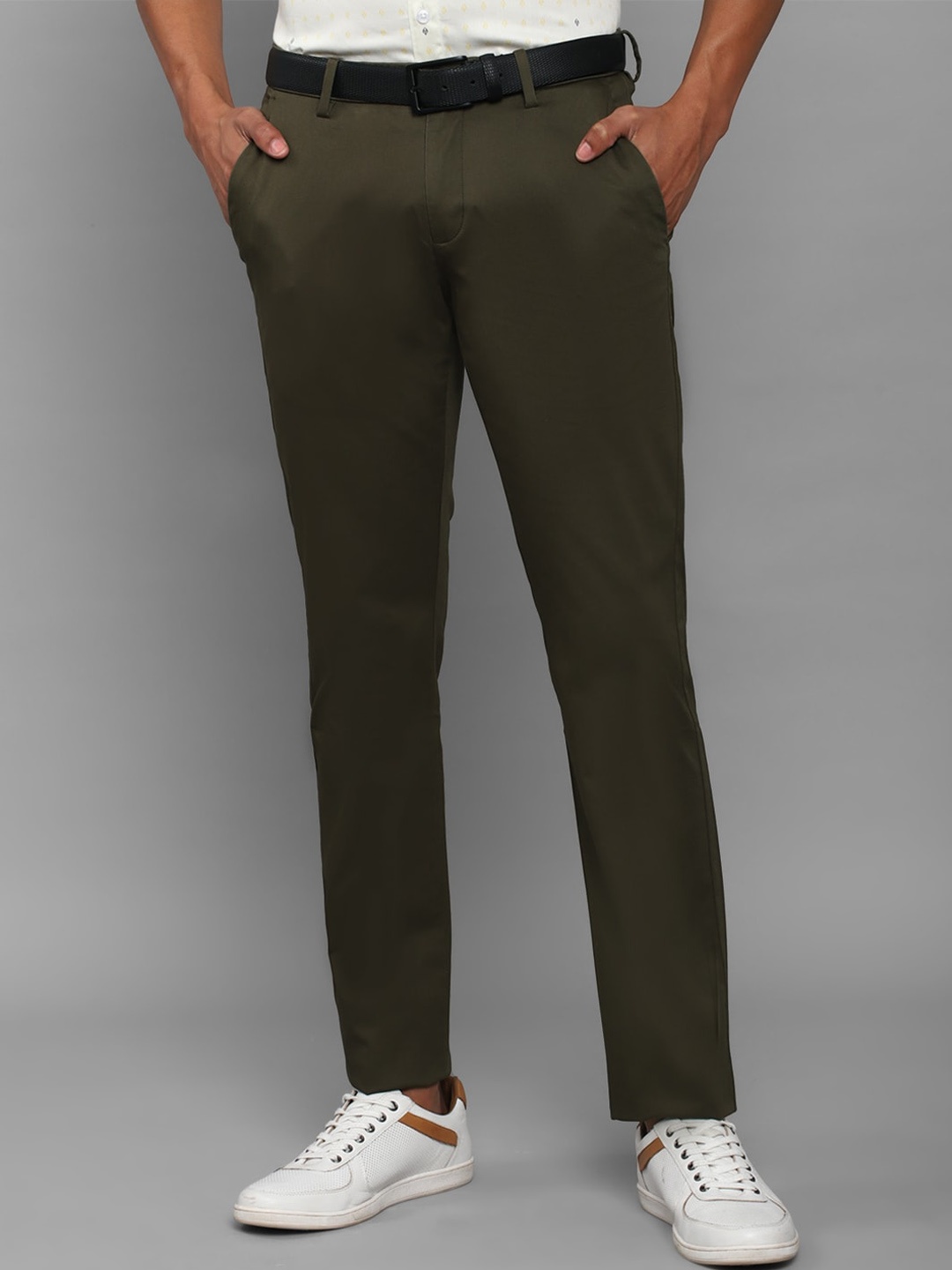 

Allen Solly Men Olive Green Slim Fit Trousers