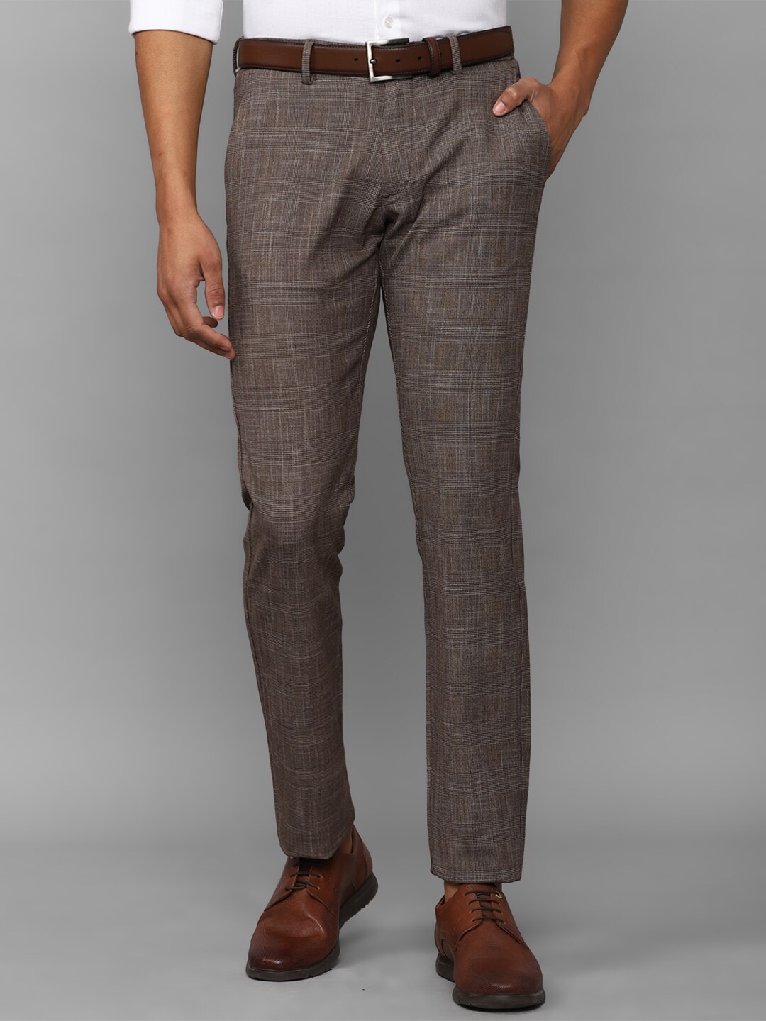 

Allen Solly Men Brown Checked Slim Fit Trouser