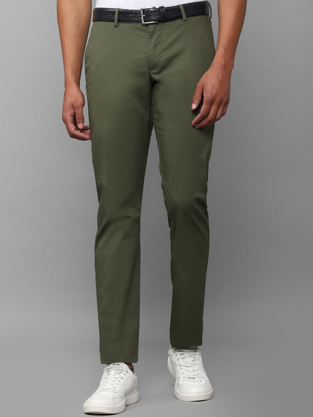 

Allen Solly Sport Men Olive Green Slim Fit Trouser