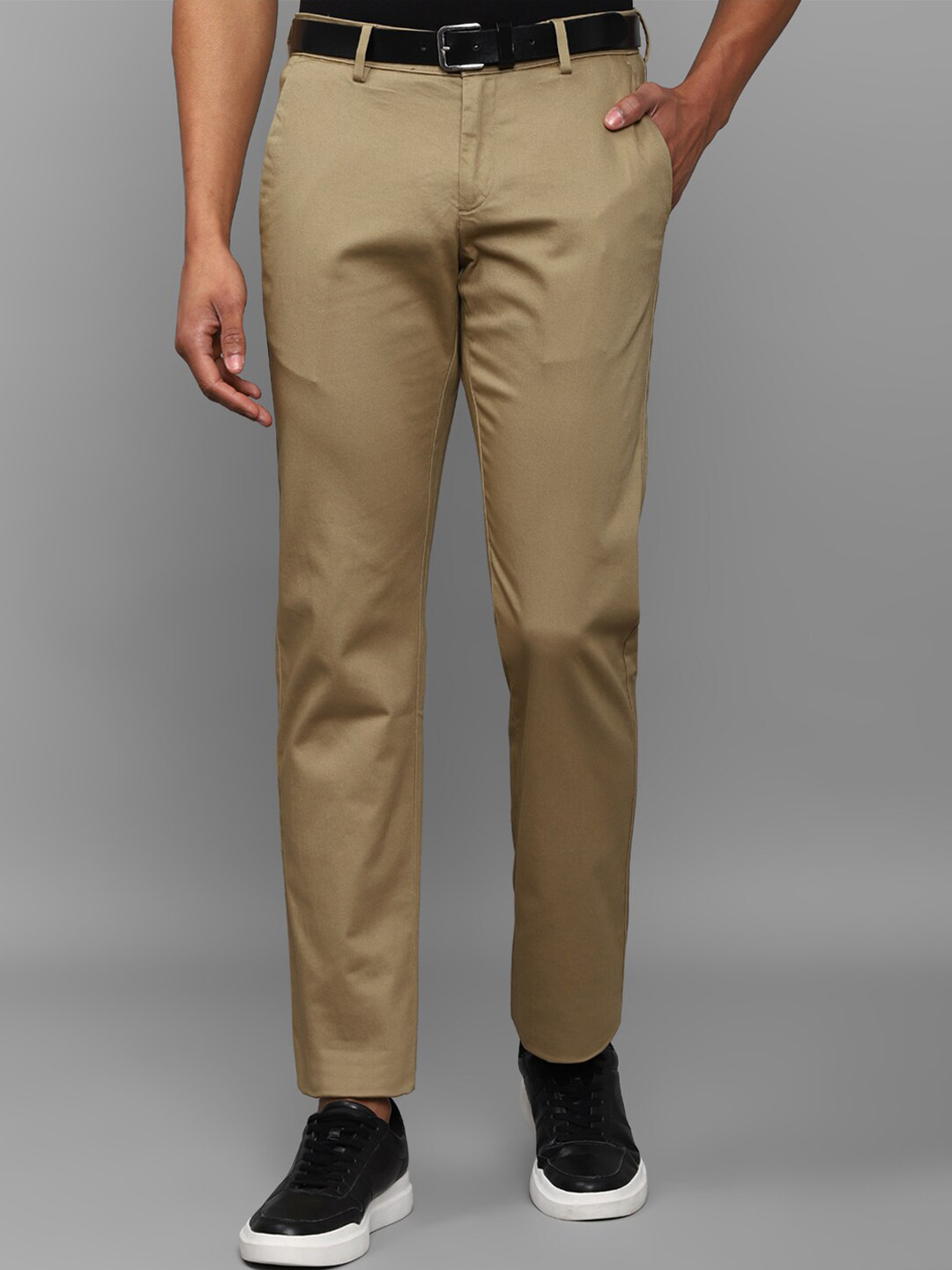 

Allen Solly Sport Men Khaki Textured Slim Fit Trouser