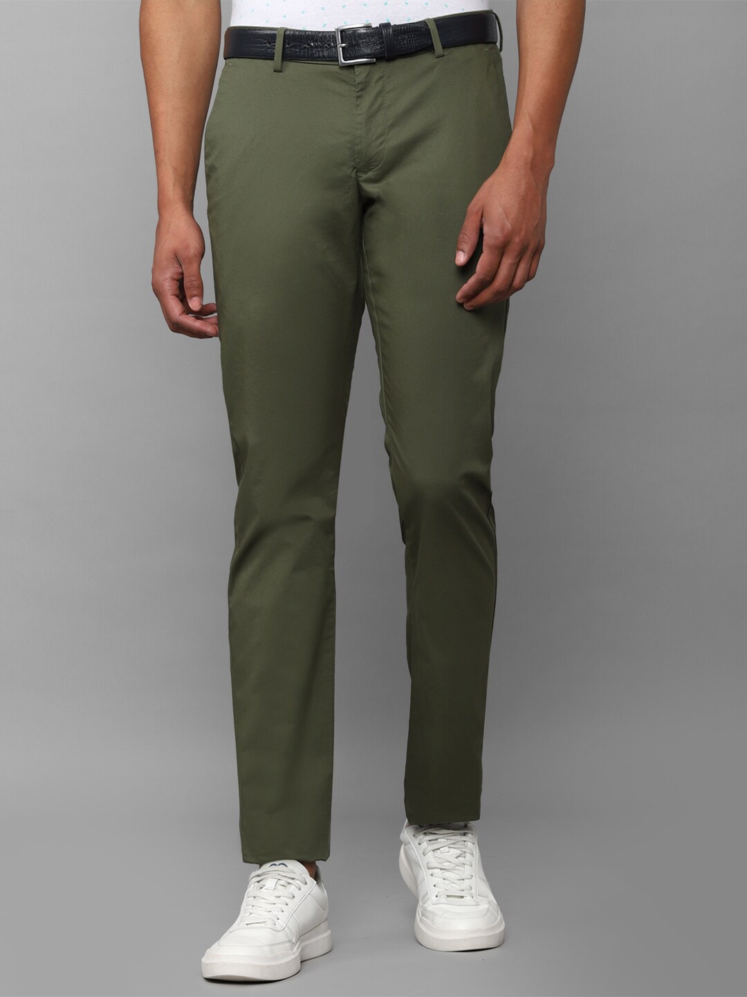 

Allen Solly Sport Men Olive Green Slim Fit Trouser