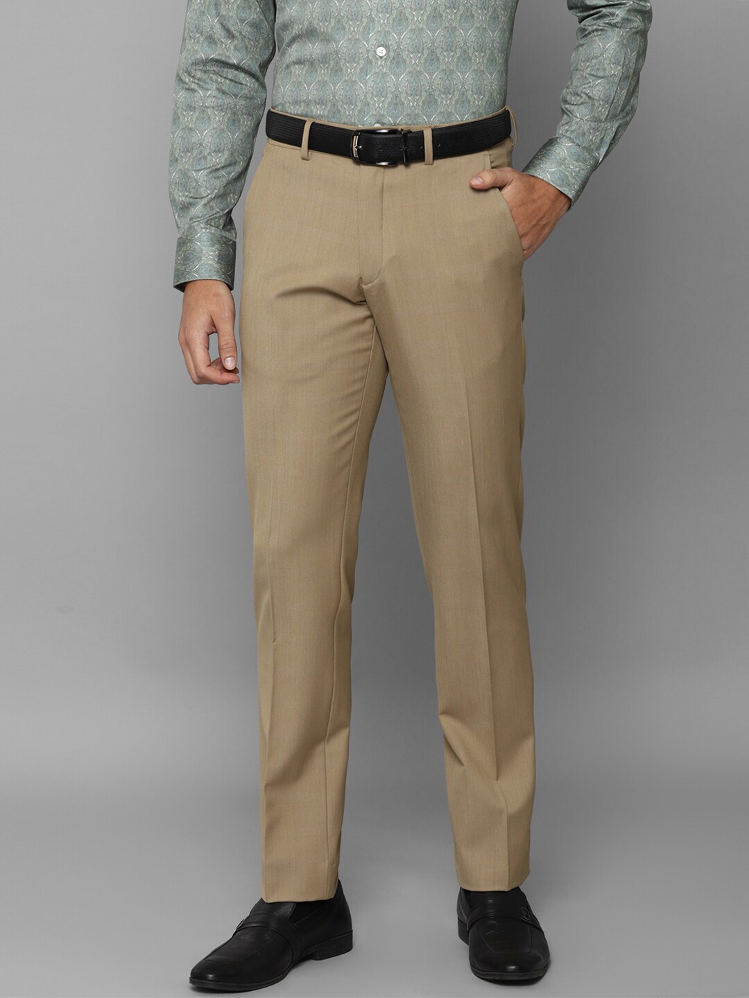 

Louis Philippe Men Regular Fit Formal Trousers, Khaki